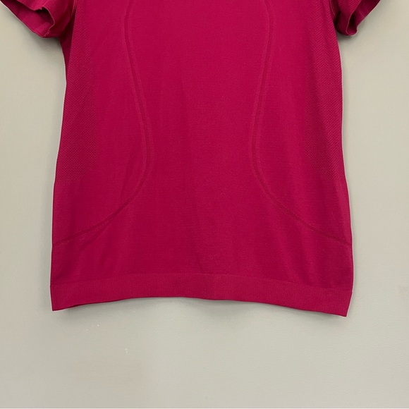 {Lululemon} Swiftly Tech Short Sleeve Breeze Relaxed Fit Tee - Womens 8 - Picture 2 of 6